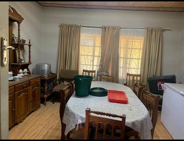 FARM FOR SALE IN LEVINS ESTATE